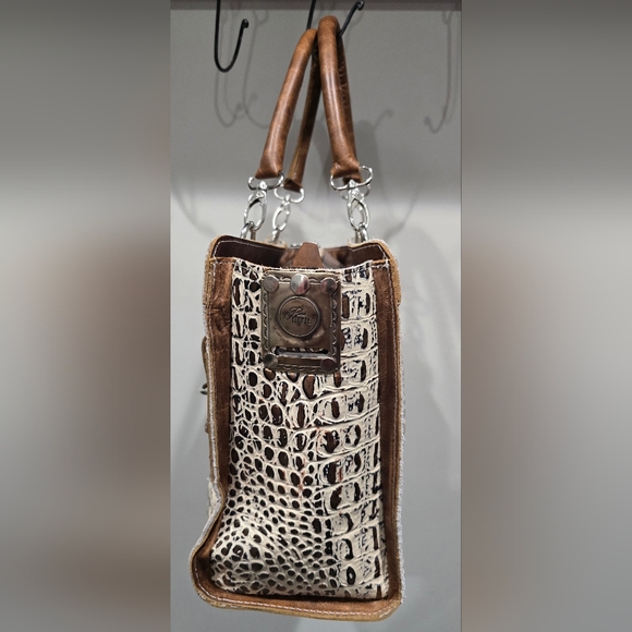 Pure Dixie Dundee Ambition Carry/Conceal Croc Embossed Leather Satchel - Picture 7 of 10